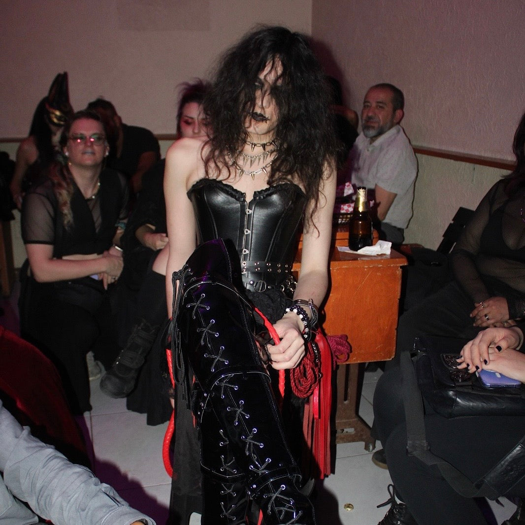 Mistress Motch · Sesión Segura Dominatrix · BDSM